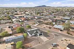 10583 W Fernando Dr, Arizona City, AZ 85123 - Photo 33