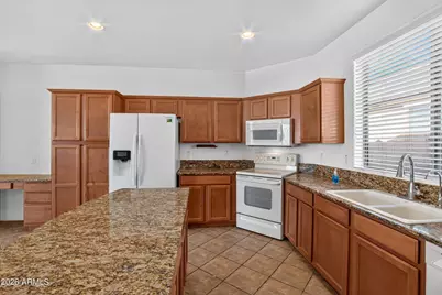 18425 W La Mirada Drive, Goodyear, AZ 85338 - Photo 15