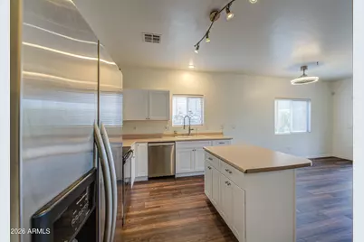 426 W Highlands Drive, Superior, AZ 85173 - Photo 13