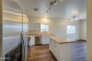 426 W Highlands Dr, Superior, AZ 85173 - Photo 13
