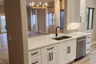 18650 N 91st Ave, Peoria, AZ 85382 - Photo 7