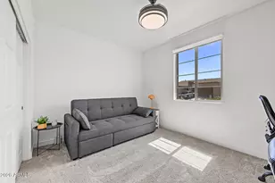 17868 W Sapium Way, Goodyear, AZ 85338 - Photo 21