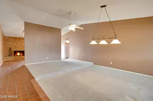 2263 E Christy Dr, Phoenix, AZ 85028 - Photo 15