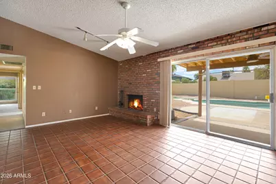 2263 E Christy Drive, Phoenix, AZ 85028 - Photo 17