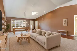2263 E Christy Dr, Phoenix, AZ 85028 - Photo 3