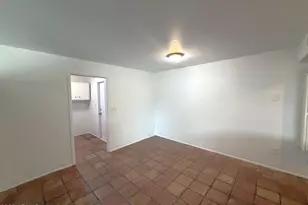 3241 E Sunnyside Dr, Phoenix, AZ 85028 - Photo 5