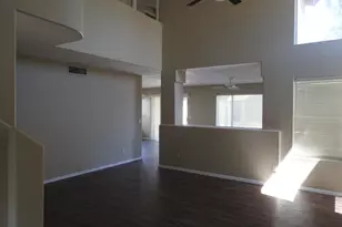 19003 N 39th Way, Phoenix, AZ 85050 - Photo 3