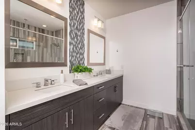 240 W Missouri Avenue #10, Phoenix, AZ 85013 - Photo 15