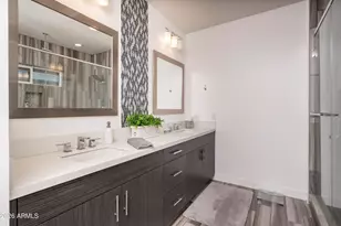 240 W Missouri Ave, Phoenix, AZ 85013 - Photo 15