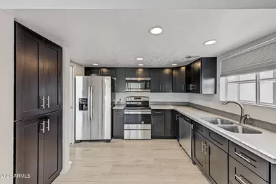 7318 W Sierra Street, Peoria, AZ 85345 - Photo 11