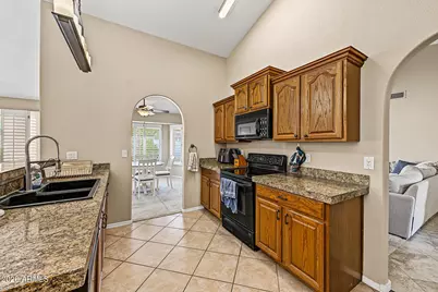 4326 E Ford Avenue, Gilbert, AZ 85234 - Photo 11