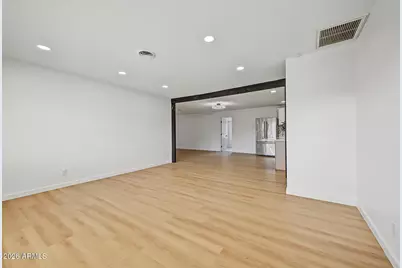 4030 W Glendale Avenue, Phoenix, AZ 85051 - Photo 11
