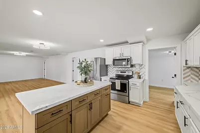 4030 W Glendale Avenue, Phoenix, AZ 85051 - Photo 15