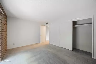 2219 W Morten Avenue #6, Phoenix, AZ 85021 - Photo 9