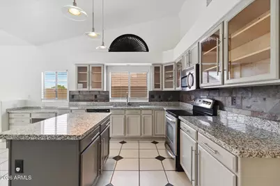 6335 W Tether Trail, Phoenix, AZ 85083 - Photo 7