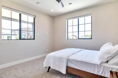 8505 S 10th Lane #24, Phoenix, AZ 85041 - Photo 27