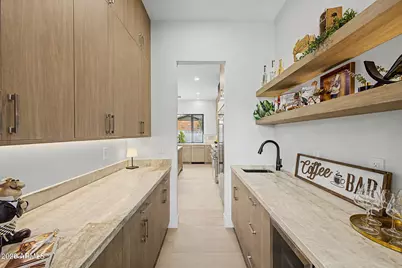 4630 E Glenrosa Avenue, Phoenix, AZ 85018 - Photo 11