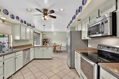 7040 N 11th Avenue, Phoenix, AZ 85021 - Photo 15