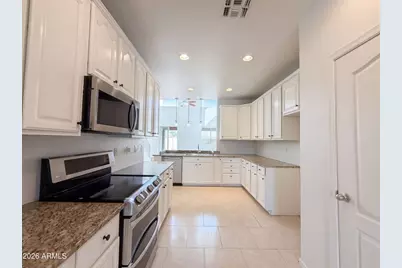 42528 W Somerset Drive, Maricopa, AZ 85138 - Photo 9