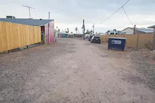 270 N Ocotillo Dr, Apache Junction, AZ 85120 - Photo 5
