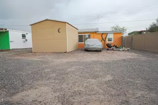 270 N Ocotillo Dr, Apache Junction, AZ 85120 - Photo 27