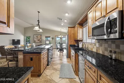 2101 E 38th Avenue, Apache Junction, AZ 85119 - Photo 9