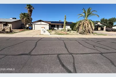 2214 W Behrend Drive, Phoenix, AZ 85027 - Photo 35