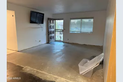 2214 W Behrend Drive, Phoenix, AZ 85027 - Photo 3