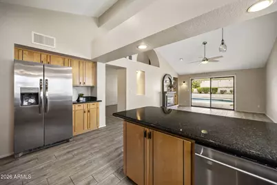 16035 N 10th Street, Phoenix, AZ 85022 - Photo 11