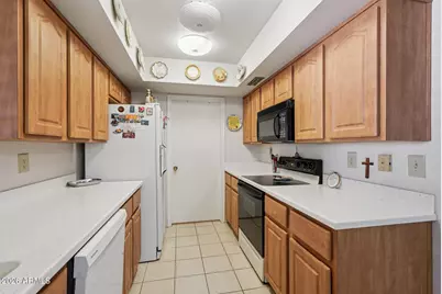 13510 W Countryside Drive, Sun City West, AZ 85375 - Photo 21