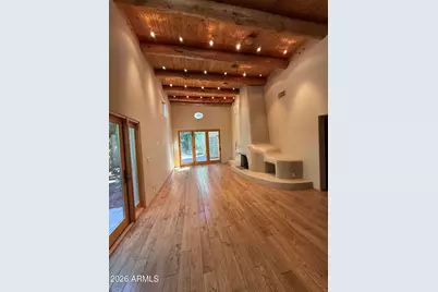 3302 E Campbell Avenue #9, Phoenix, AZ 85018 - Photo 1