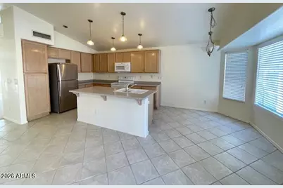 1324 W Michigan Avenue, Phoenix, AZ 85023 - Photo 3