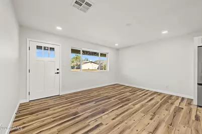 12656 N 26th Drive, Phoenix, AZ 85029 - Photo 7