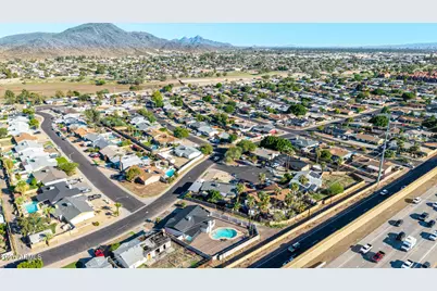 12656 N 26th Drive, Phoenix, AZ 85029 - Photo 43
