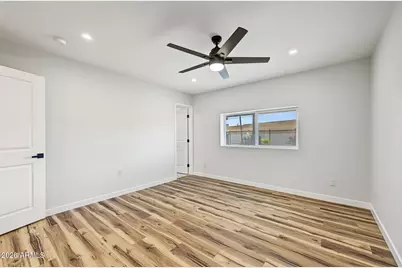 12656 N 26th Drive, Phoenix, AZ 85029 - Photo 19