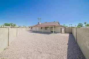 5006 W Torrey Pines Cir, Glendale, AZ 85308 - Photo 15