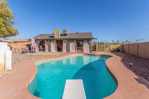 704 N Brandon Dr, Chandler, AZ 85226 - Photo 37