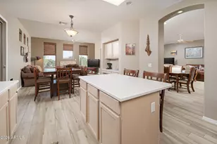 6037 W Robin Ln, Glendale, AZ 85310 - Photo 9