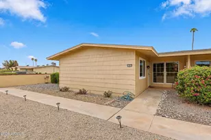 17037 N Pinion Ln, Sun City, AZ 85373 - Photo 7