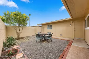17037 N Pinion Ln, Sun City, AZ 85373 - Photo 25