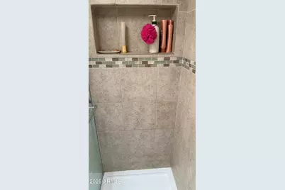 15442 N 1st Place, Phoenix, AZ 85022 - Photo 9