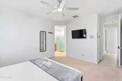 5214 N 90th Drive, Glendale, AZ 85305 - Photo 9