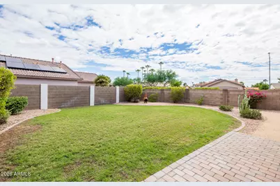 19815 N 34th Place, Phoenix, AZ 85050 - Photo 33