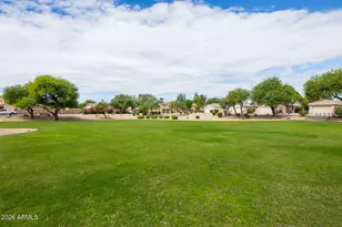 19815 N 34th Pl, Phoenix, AZ 85050 - Photo 37