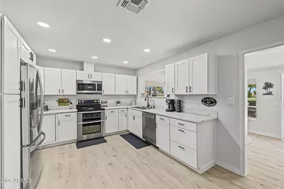 8128 E Emelita Court, Mesa, AZ 85208 - Photo 9