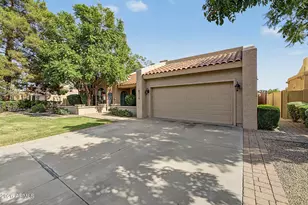 8719 E San Victor Dr, Scottsdale, AZ 85258 - Photo 3