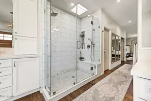 8719 E San Victor Dr, Scottsdale, AZ 85258 - Photo 23