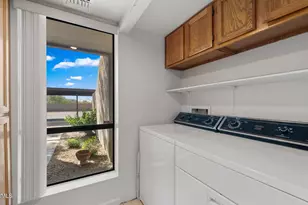 8651 E Royal Palm Rd, Scottsdale, AZ 85258 - Photo 23