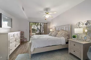 8651 E Royal Palm Rd, Scottsdale, AZ 85258 - Photo 13