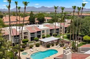 8651 E Royal Palm Rd, Scottsdale, AZ 85258 - Photo 29